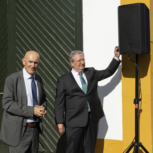 Pablo Priesca y Antonio Romero iniciando el acto de entrega de los Premios Industria 4.0