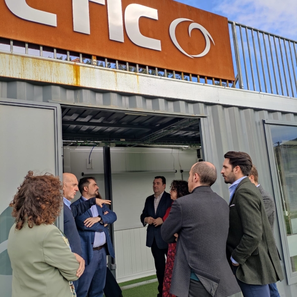 Invitados a la tertulia de Guardianes del Territorio visitando el Simulador Climático de CTIC RuralTech