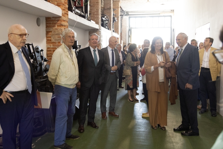 Pasillo de acceso a la bodega histórica de Sidra El Gaitero